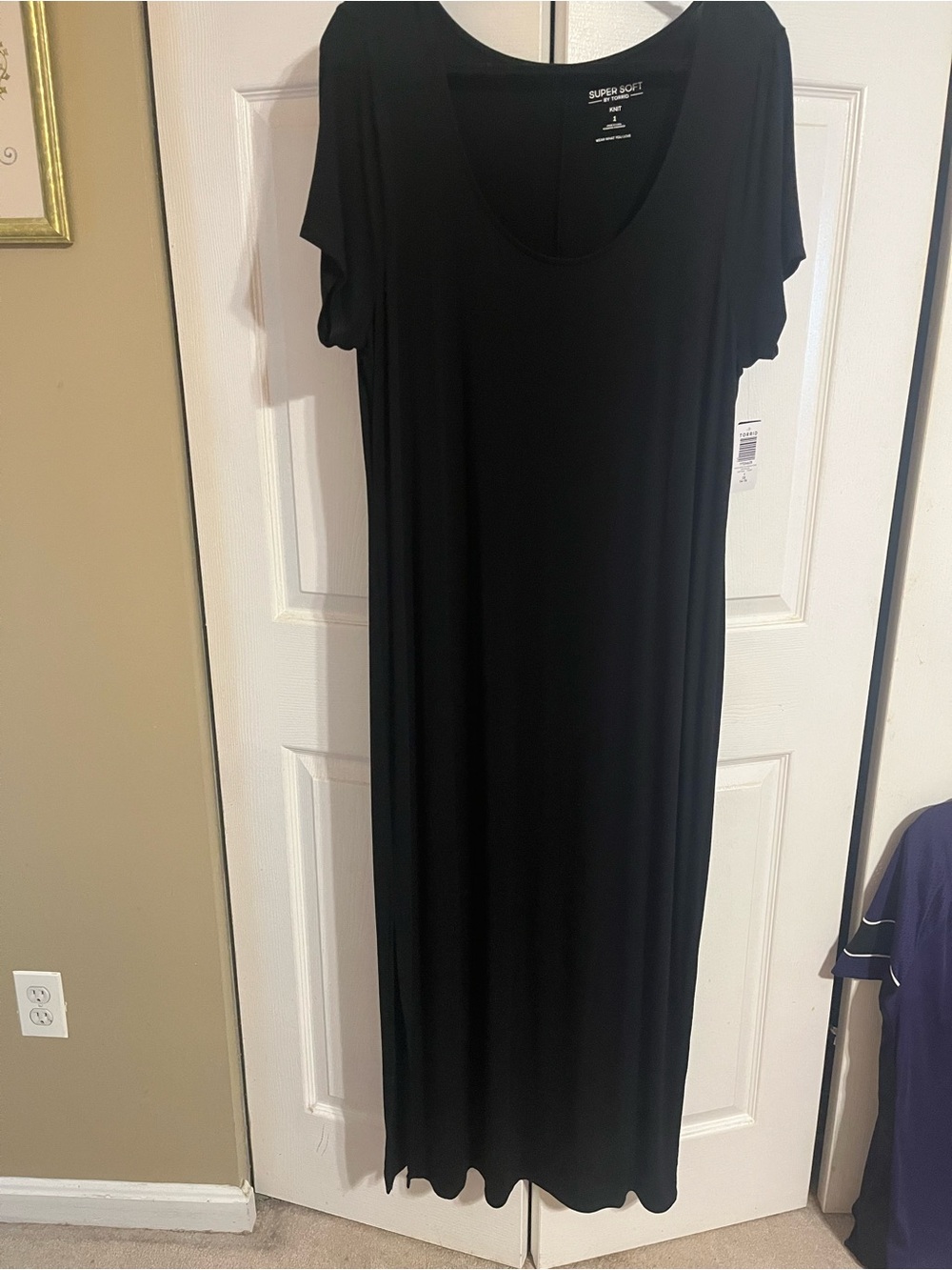 torrid Black Scoop Neck Short Sleeve Maxi Dress